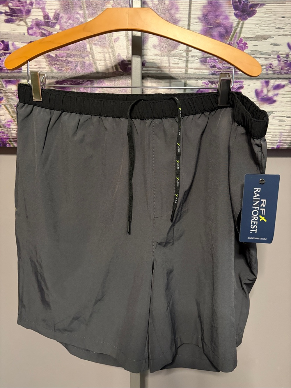 RAINFOREST Men's Dark Gray Athletic Shorts with Black Waistband Size XL NWT